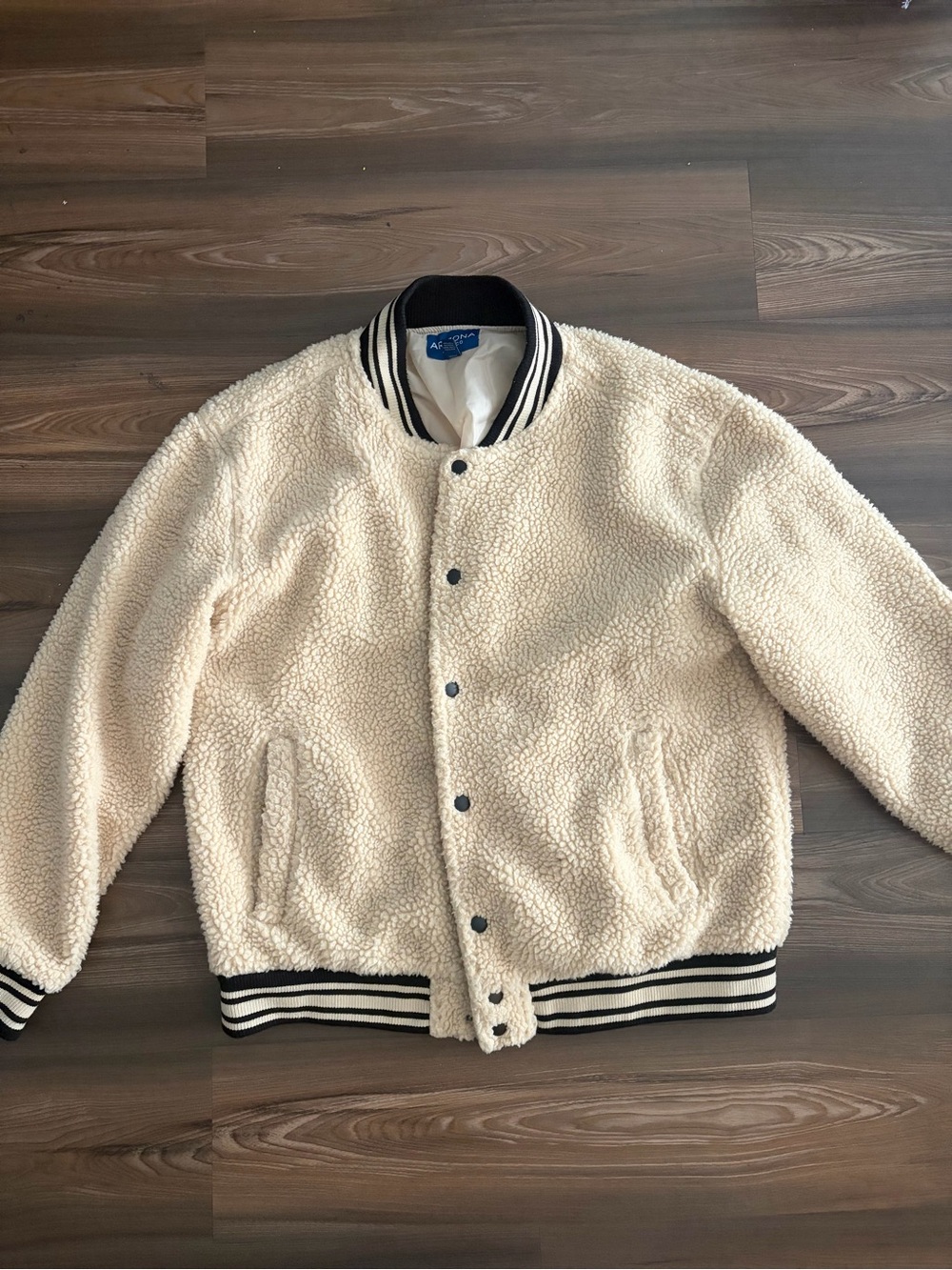 Arizona Jean Co. Cream Sherpa Bomber Jacket - Men's